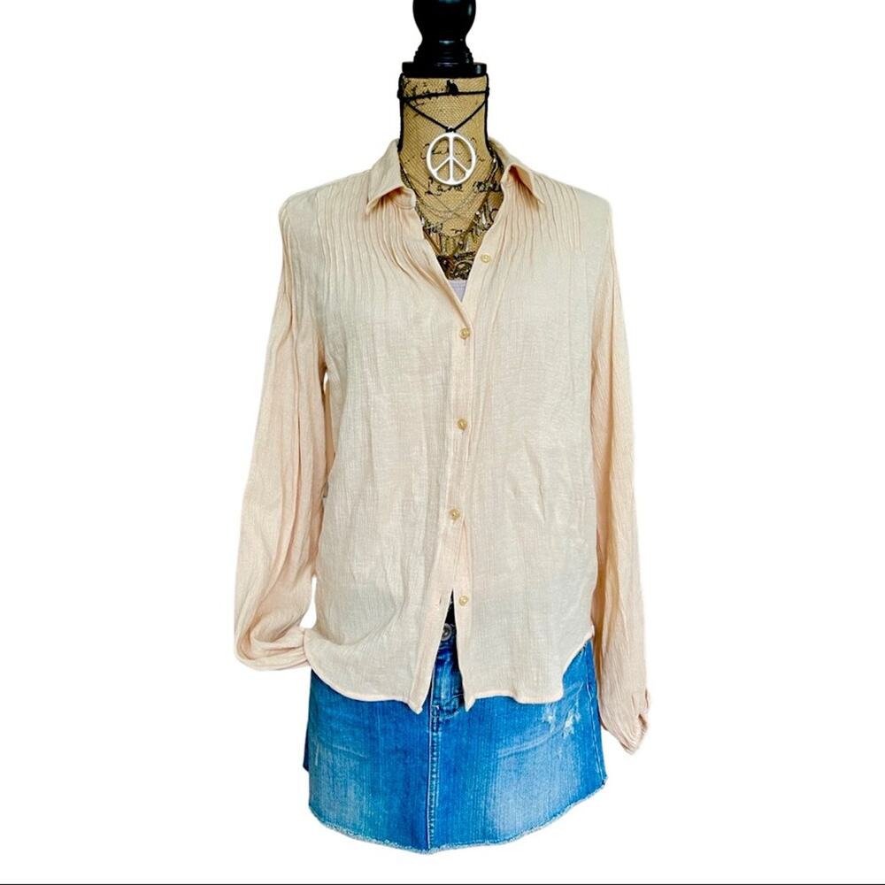EXPRESS Long Sleeve pintuck pleats on Shoulder & Corsage SIZE LARGE cream tone - Picture 3 of 14